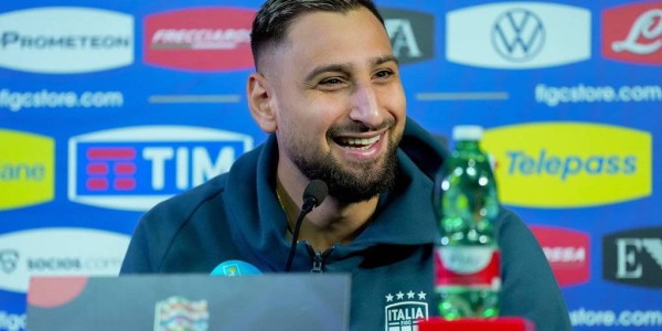 转会市场风云：曼城曼联争夺门神，利物浦瞄准新星