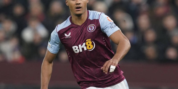 曝曼联拒当哲凯赖什备胎转追沃特金斯 维拉要价6000万镑