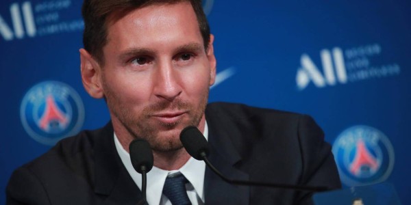 世俱杯旧主再战，梅西难忘巴黎三停屈辱，誓为胜利而战！