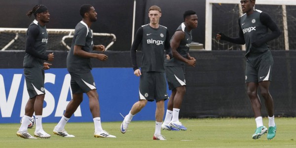 皇马筹资签哈兰德？曼联对加纳乔发出最后通牒，英超西甲转会大戏全面解析