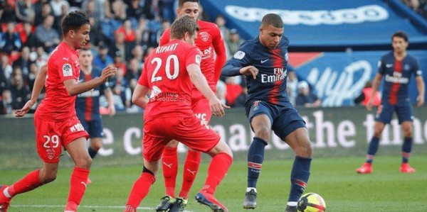 法甲焦点战：南特主场死守保级命脉，雷恩复仇战剑指三分